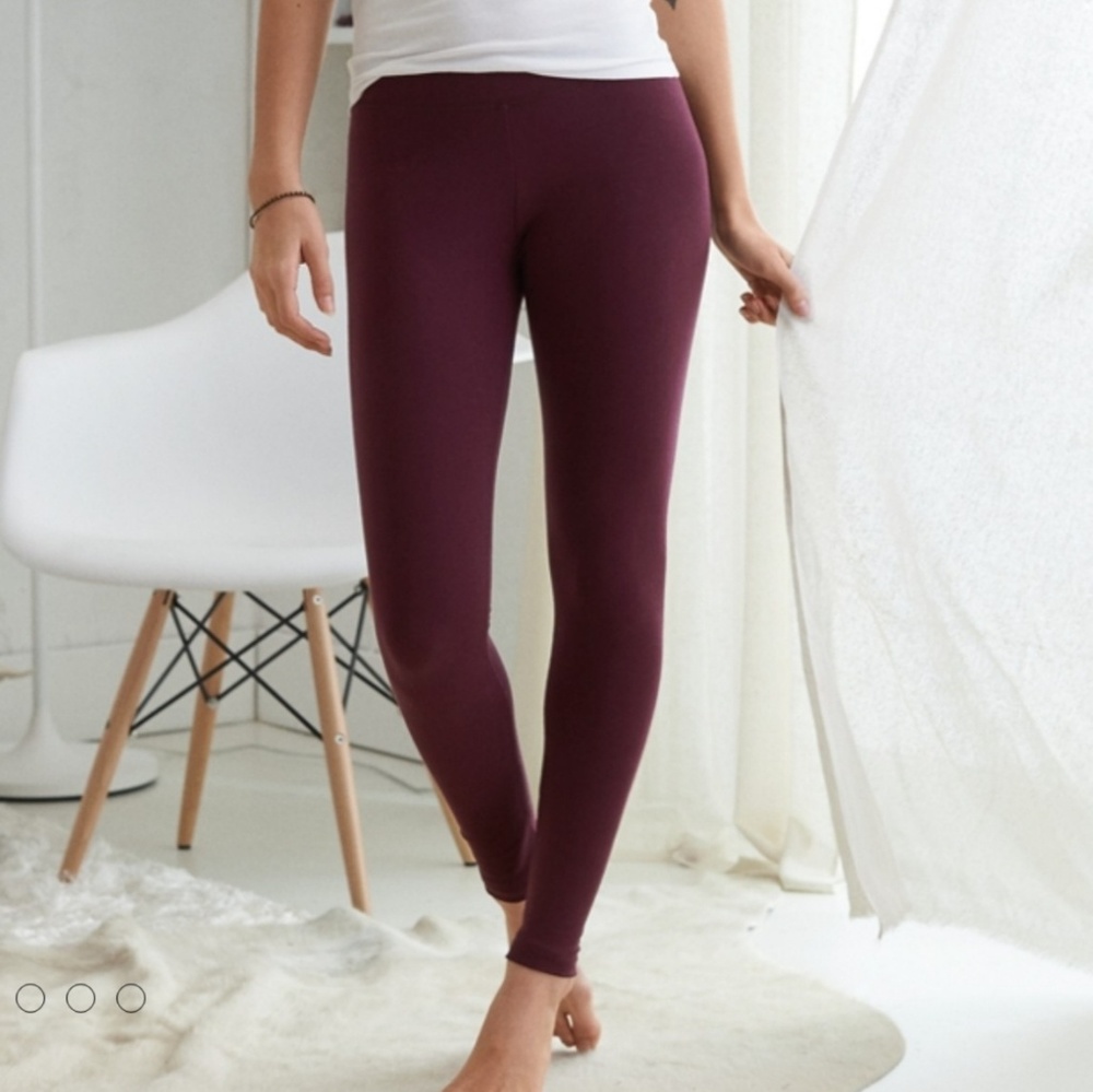 Aerie chill leggings XS deep plum & olive
